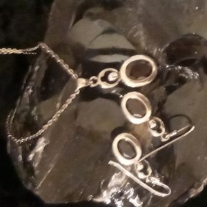 Lucas Lameth Garnet in sterling silver necklace with earrings set.